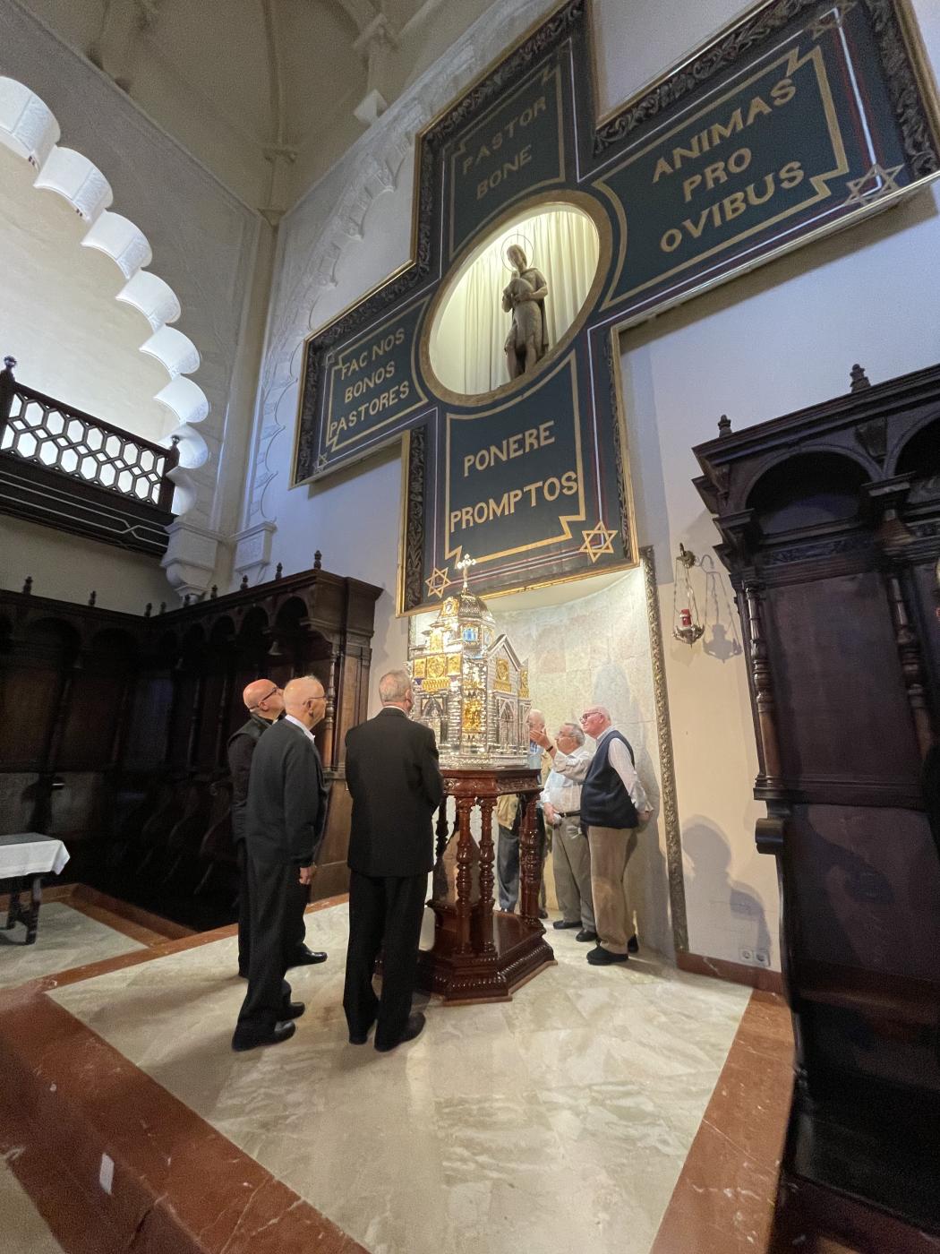 José Cantos: «Hemos vivido la restauración del Sagrario unida a la preparación de nuestro hijo para recibir la Comunión. Ha sido precioso»