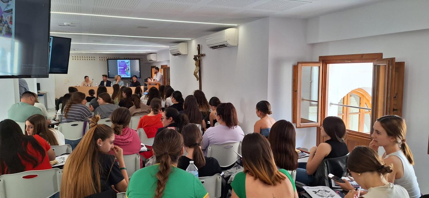 Las Adoratrices acercan el empleo a los jóvenes