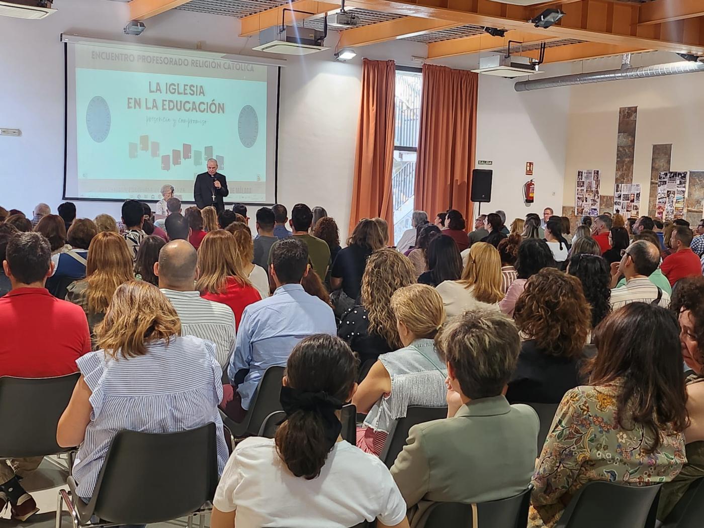 «Un centro educativo no es lo mismo si no hay asignatura de Religión»