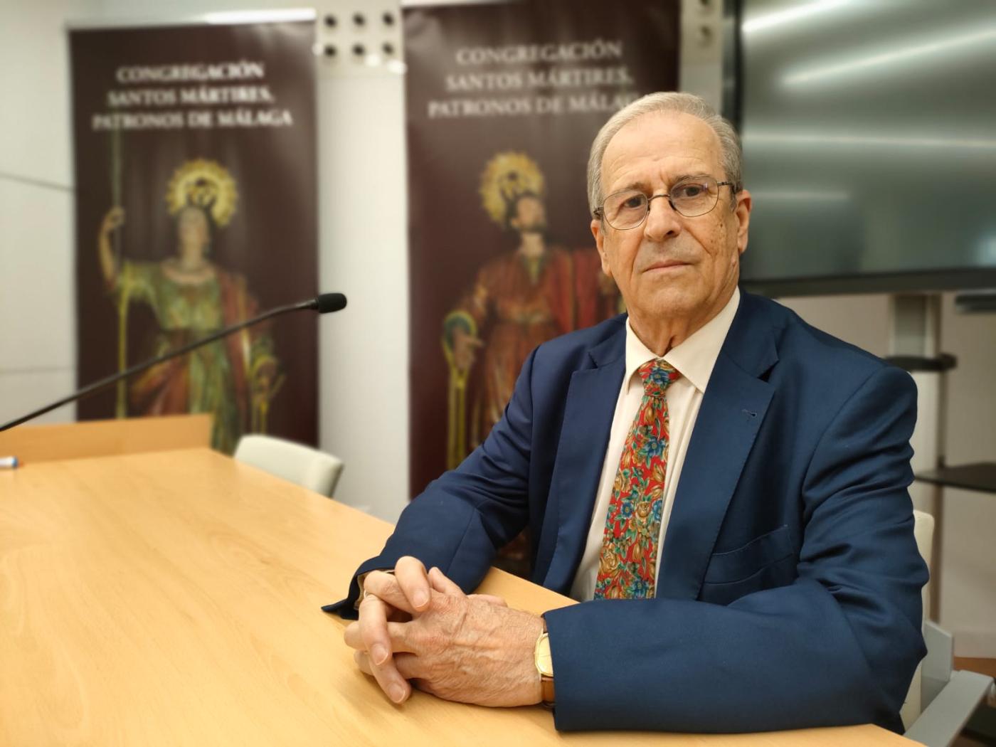 Pedro Rodríguez Oliva, en su conferencia, en el salón de actos del CESET San Pablo / A. MEDINA