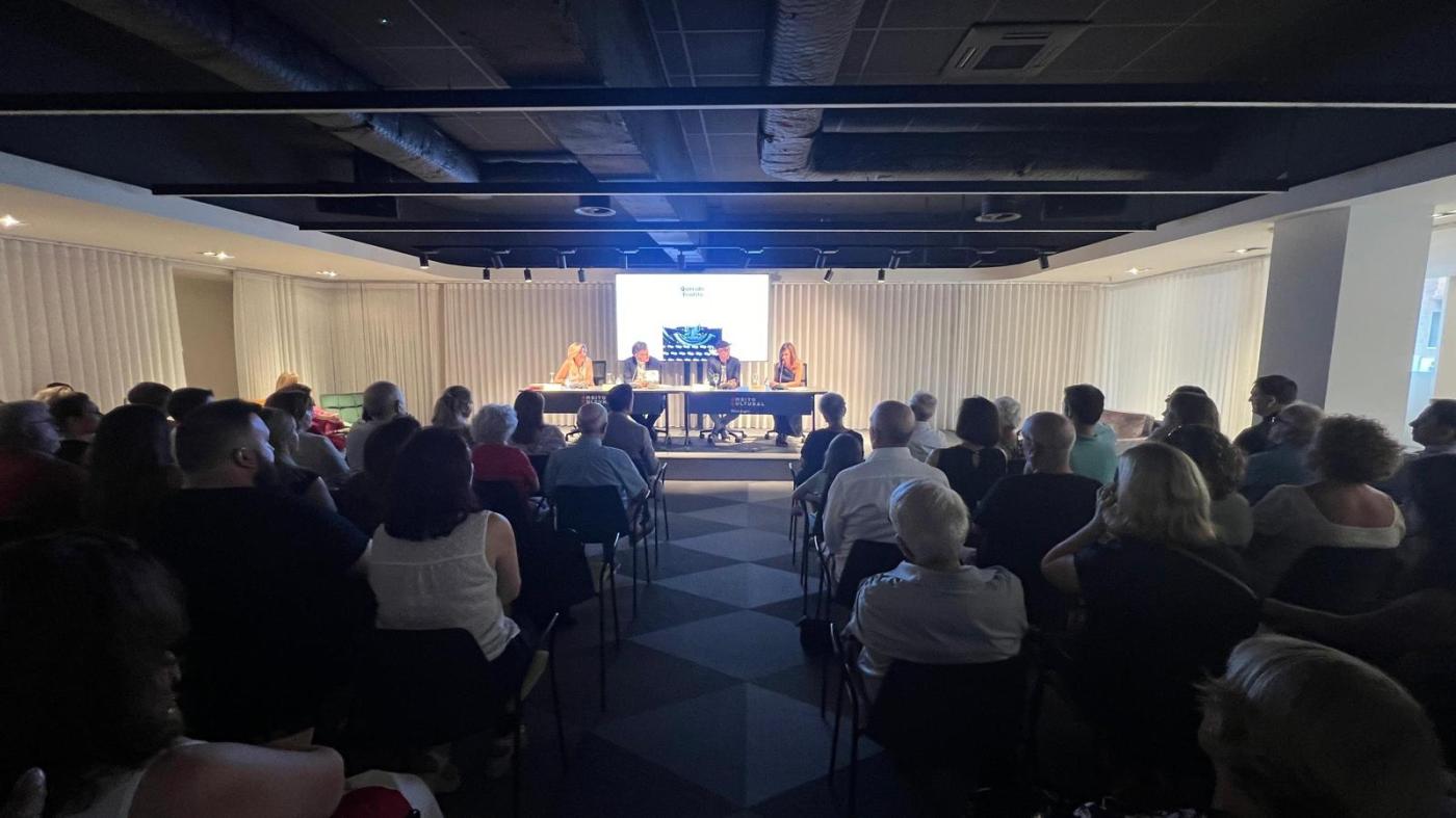 Málaga acoge la presentación de Querido Teófilo