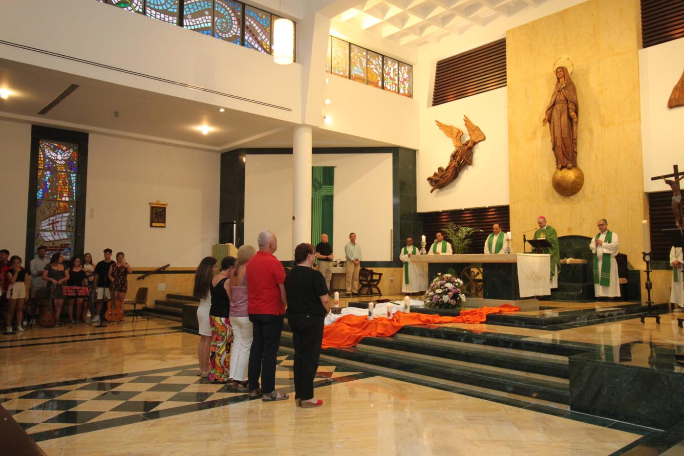 Acción de gracias por los campamentos y envío misionero