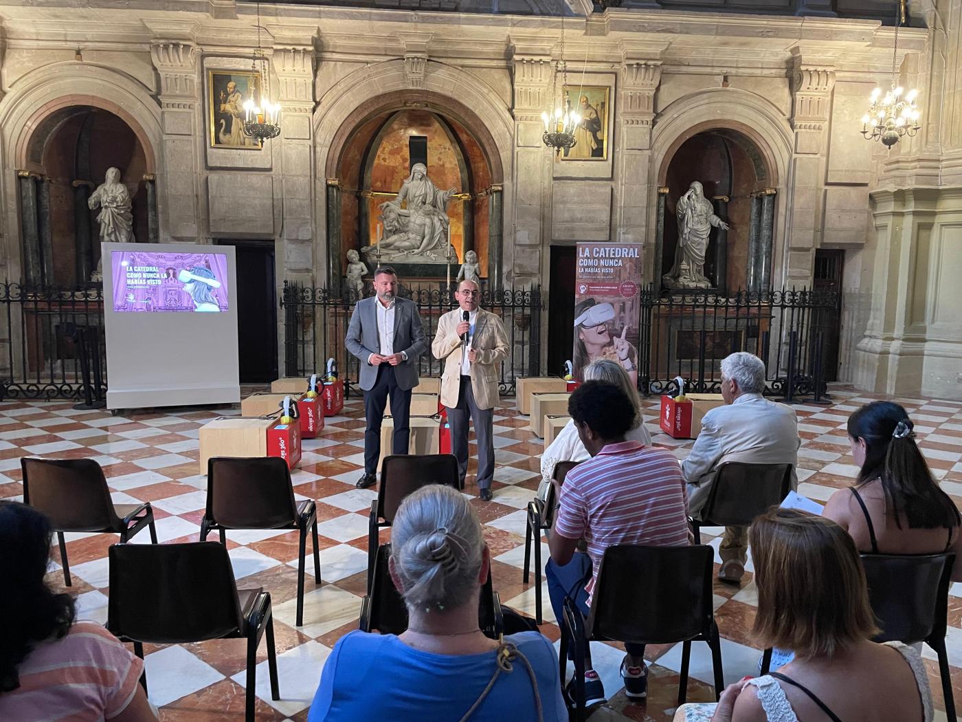 Presentación de la visita virtual en la Catedral de Málaga // E. LLAMAS