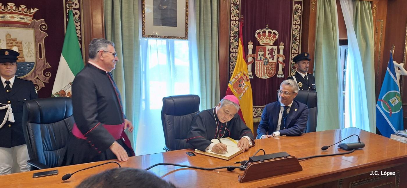 Visita del nuncio a Marbella con motivo del Jubileo de las Instituciones. FOTO: J. C. López