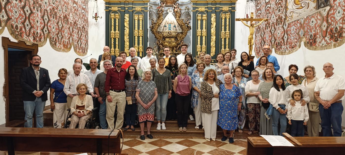 La parroquia de Santiago, en Antequera, agradece su labor al sacerdote Francisco Baquero