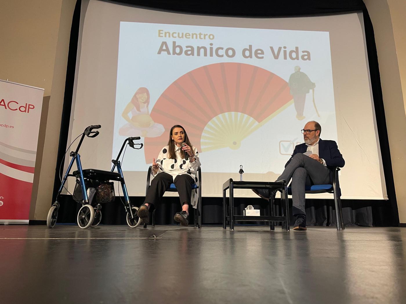 La oradora TED Miriam Fernández abrió el encuentro "Abanico de Vida"