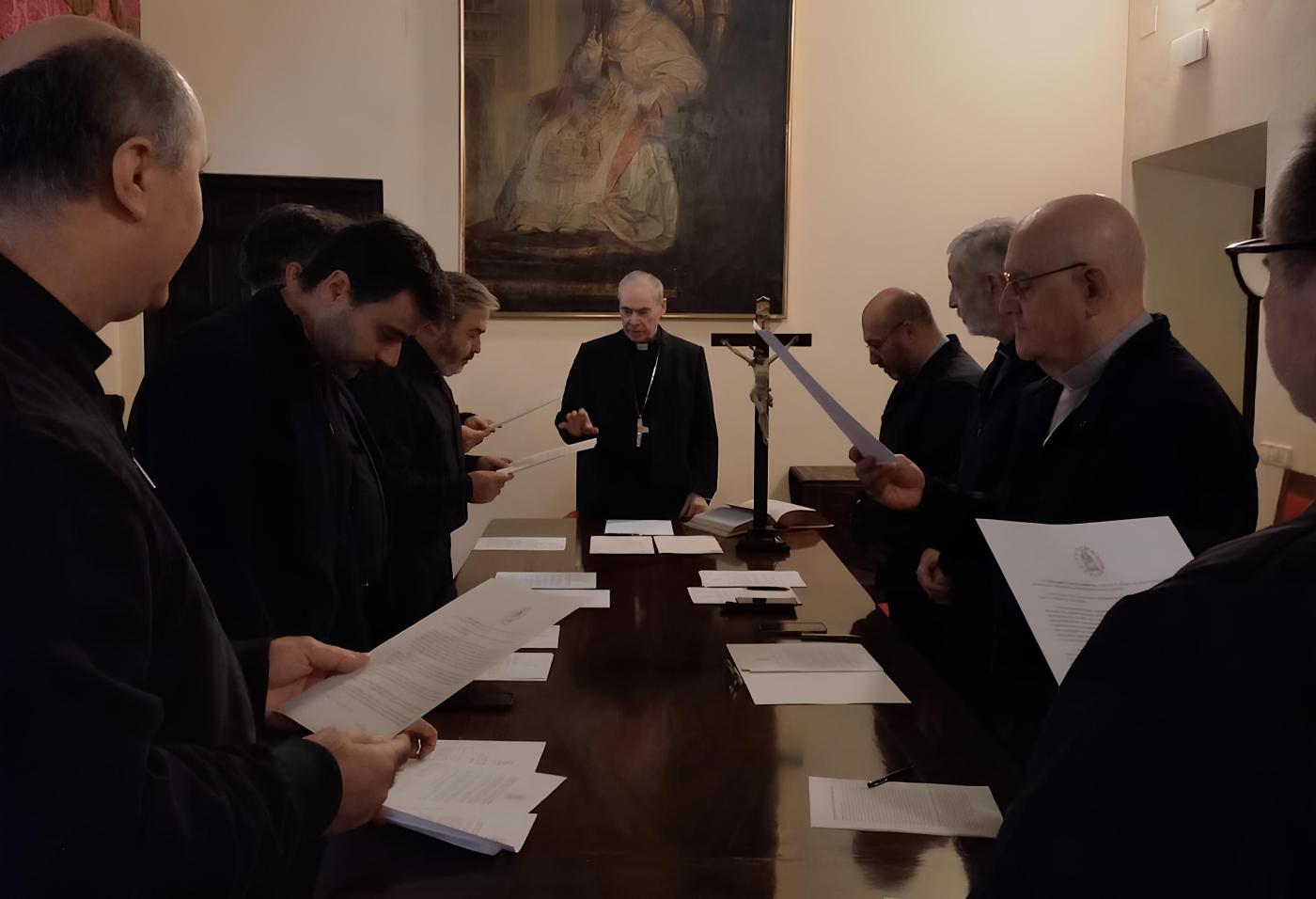 El Sr. Obispo preside la constitución del nuevo Colegio de Consultores