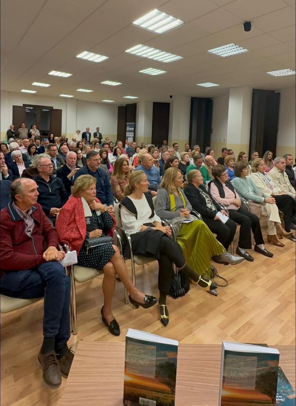 Momento de la presentación del segundo libro de José López Solórzano