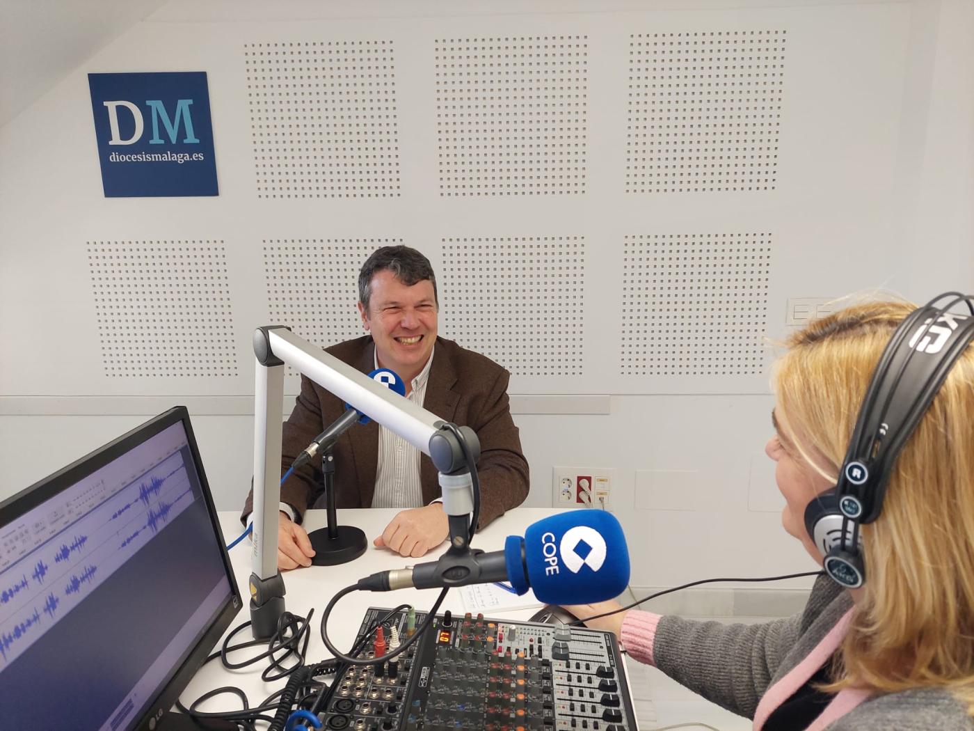 David Adroher: «La gente viene al despacho de Cáritas pero nos planteamos: ¿qué ocurre más allá?»