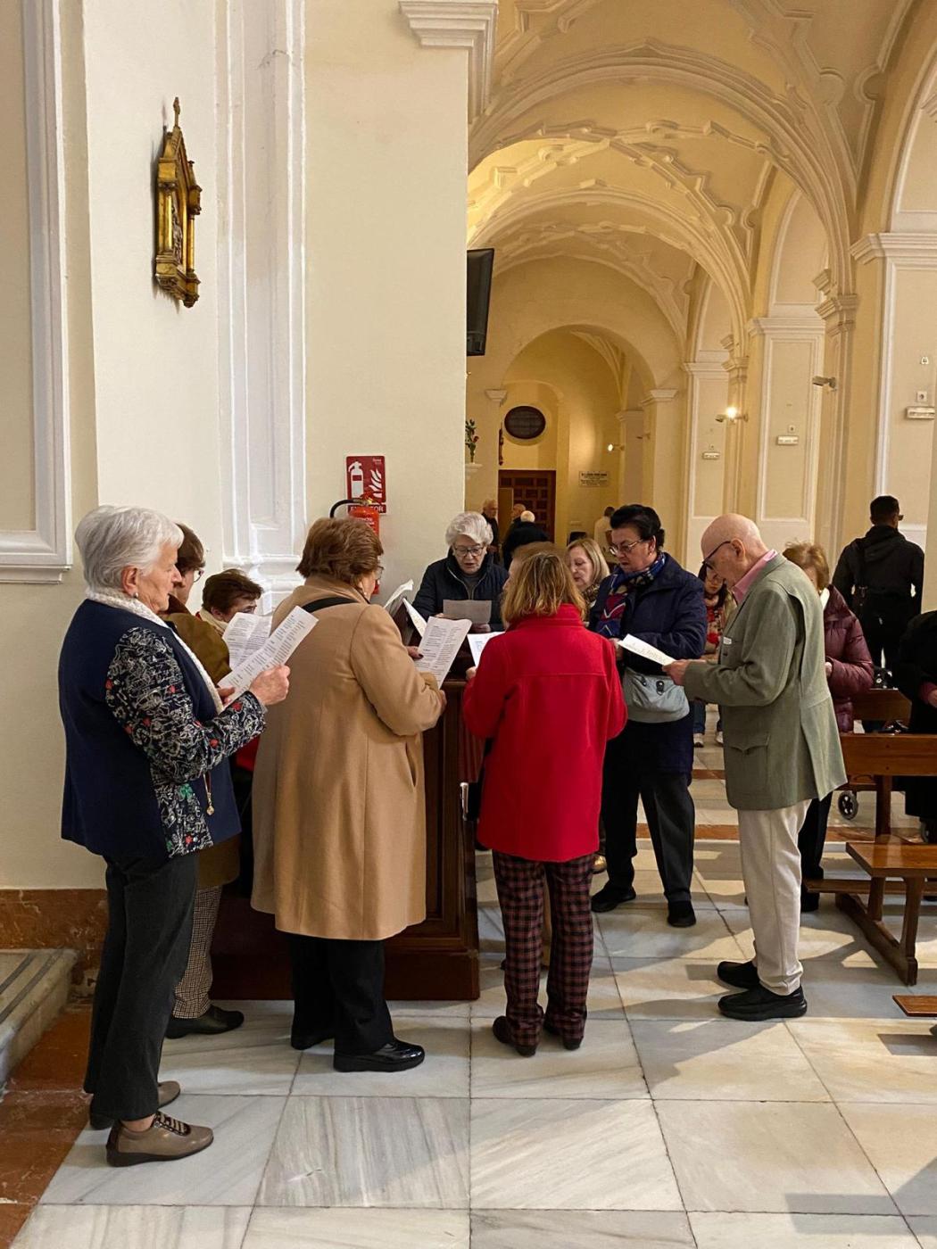 Grupo de Vida Ascendente, en una celebración en El Carmen (El Perchel)