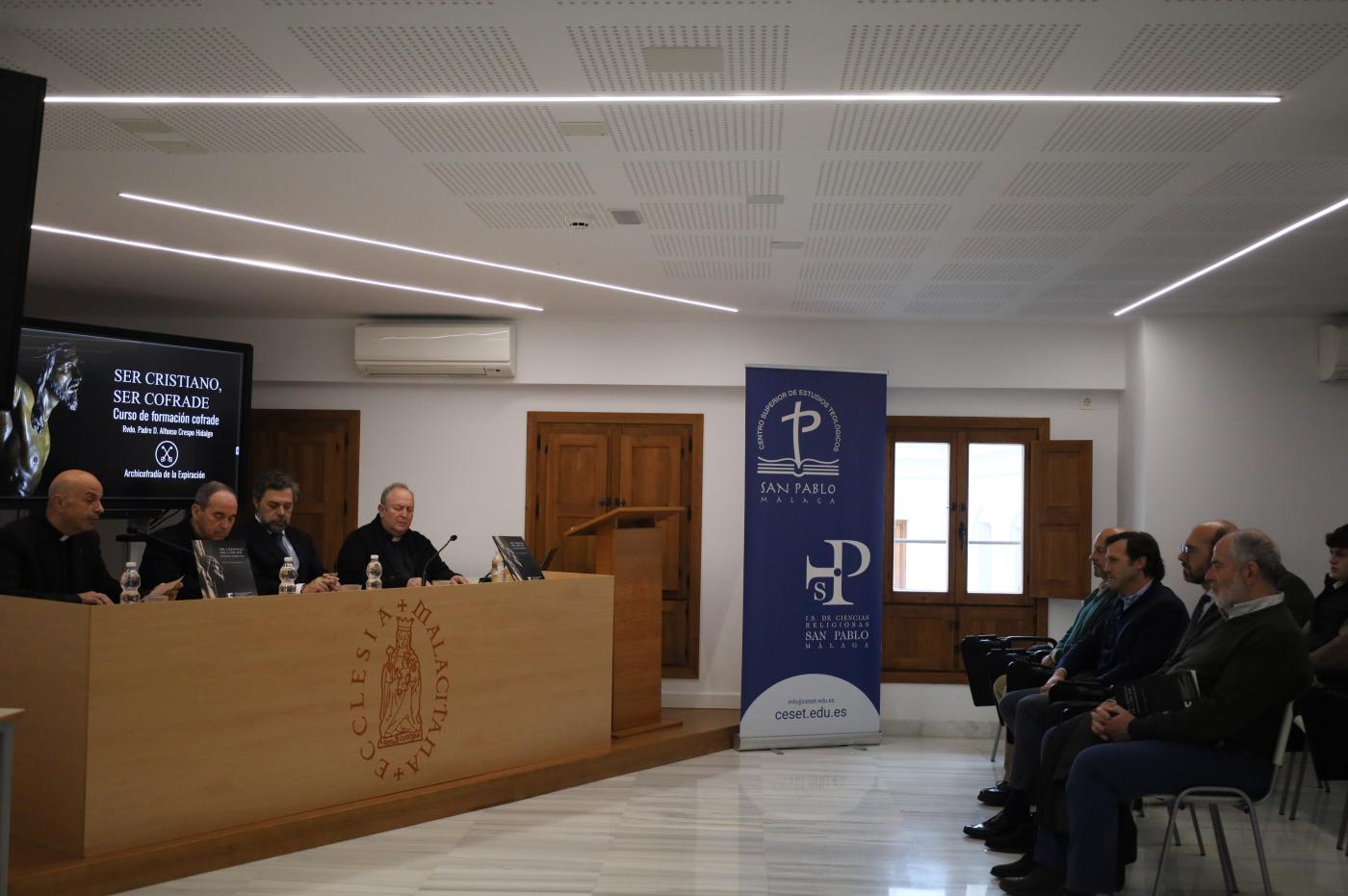 Presentación de "SER CRISTIANO, SER COFRADE. Curso básico de formación cofrade” 