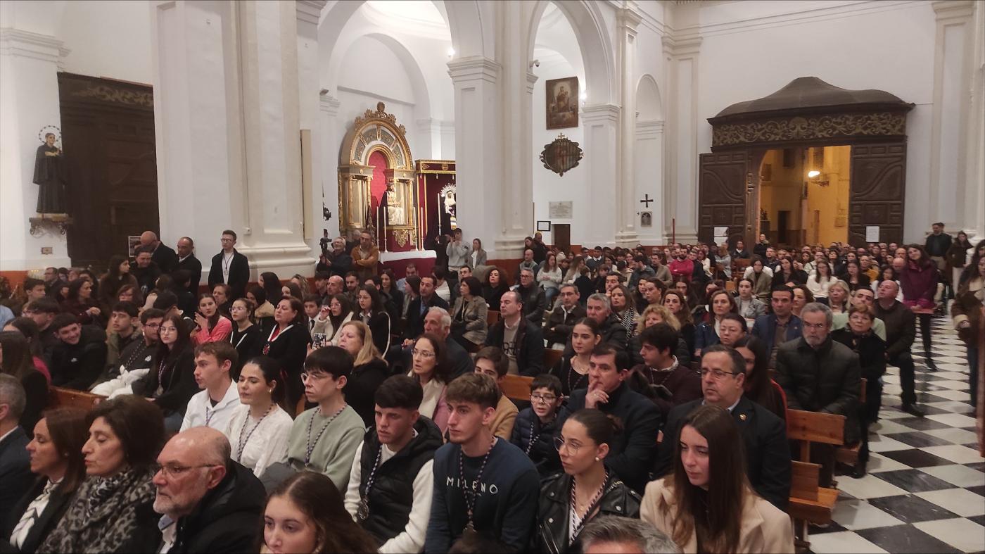 Vélez celebró el Vía Crucis Jubilar de los jóvenes