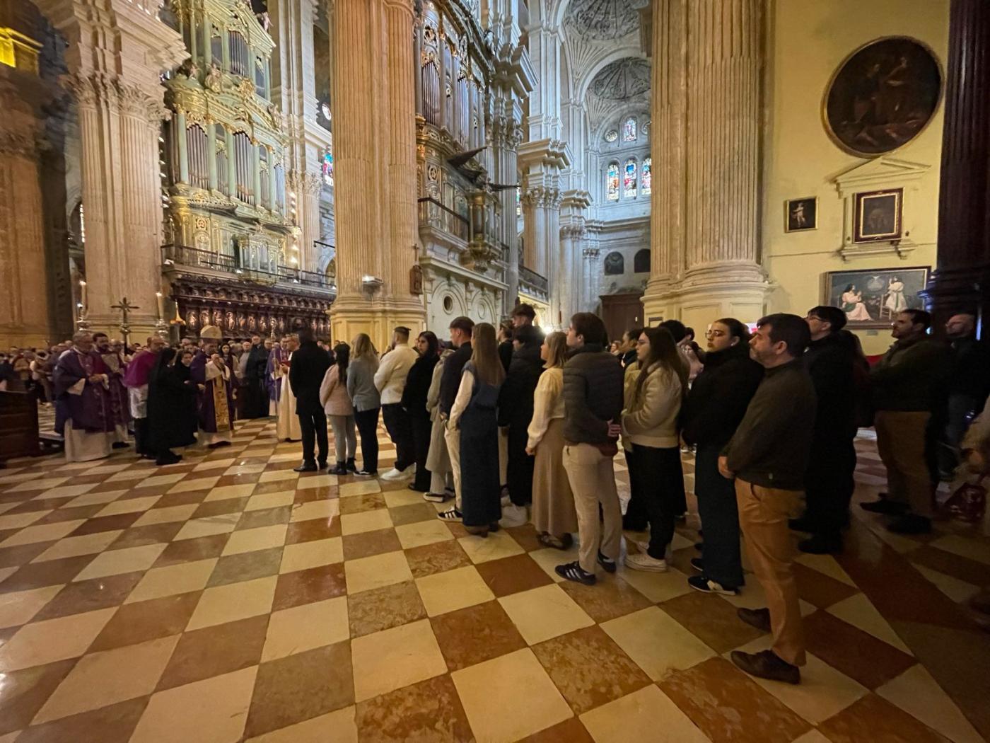 Los catecúmenos concluyen su preparación para recibir la Iniciación Cristiana en Pascua