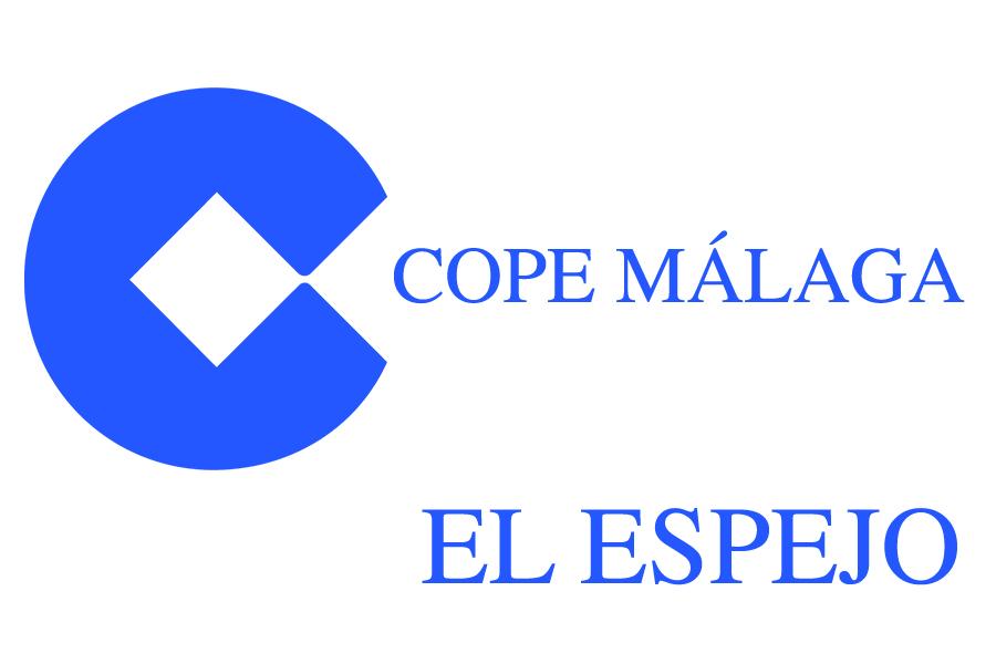 Diez mujeres se miran en El Espejo