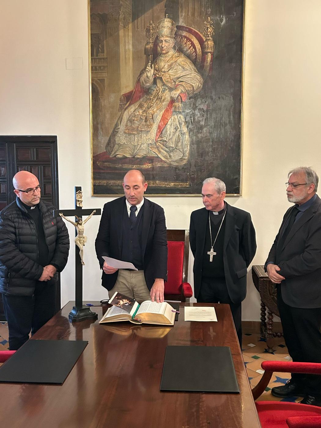 Juramento y profesión de fe del vice-canciller Alejandro Luque Torres