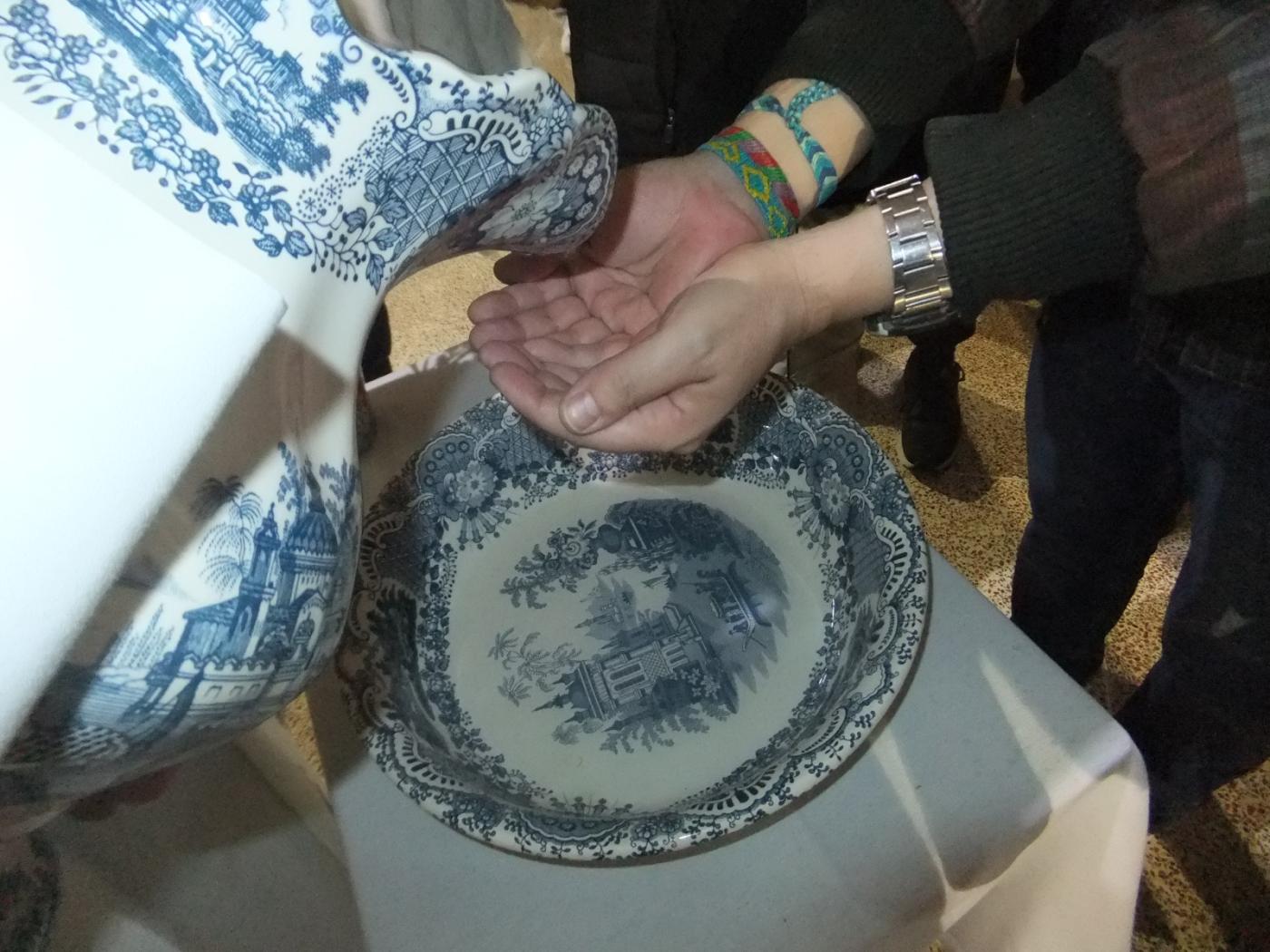 La cárcel de Alhaurín de la Torre vive su particular Triduo Pascual