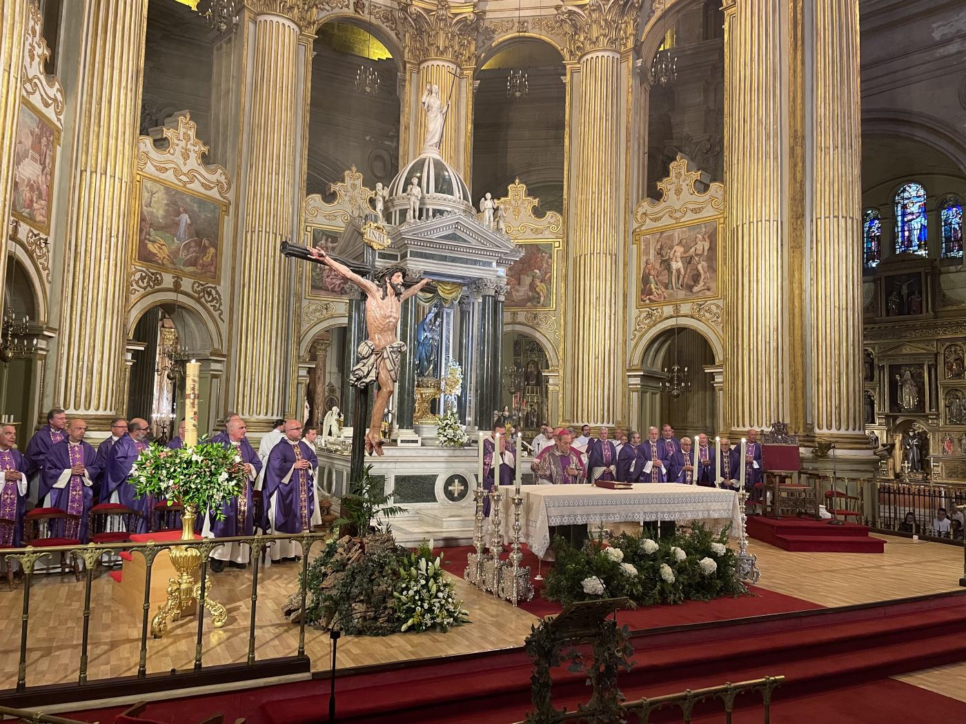 Mons. Pérez: «Francisco supo amar a la Iglesia y supo entregarse por la Iglesia»