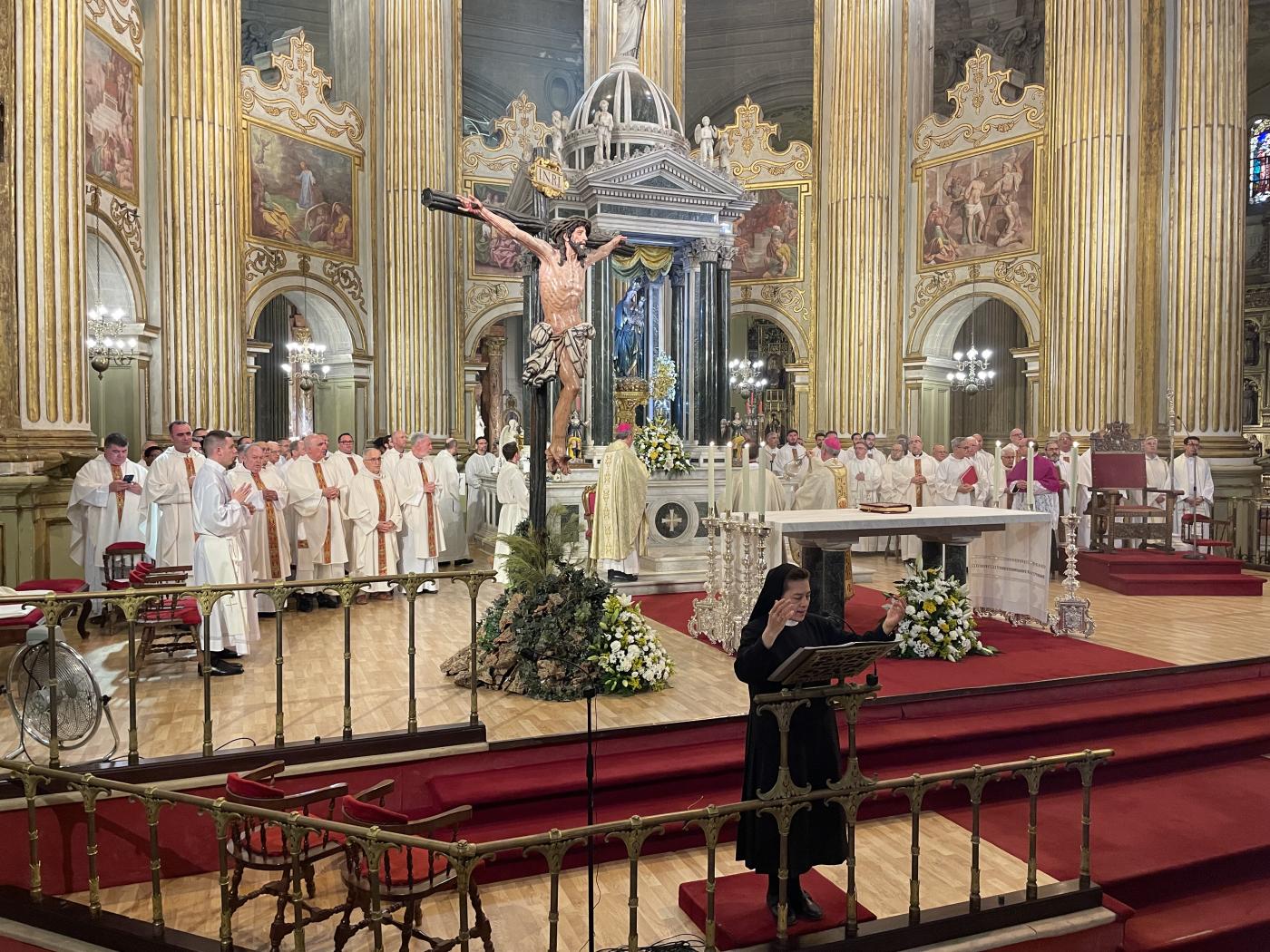 Ordenación sacerdotal de Antonio del Río y José Ignacio Postigo en la Catedral de Málaga // E. LLAMAS