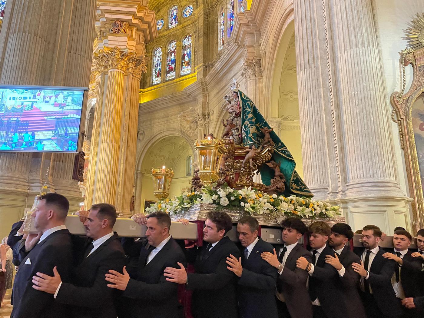 Imágenes de la procesión del Corpus Christi por las calles de Málaga