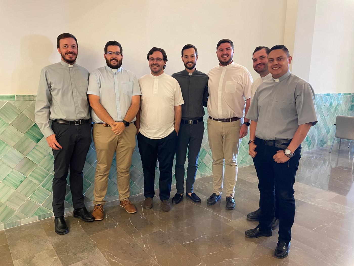 Los curas jóvenes malagueños participan en el Jubileo de los Sacerdotes