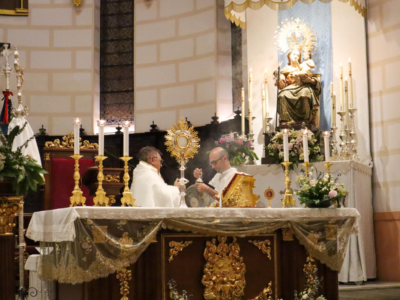 «Me llaman feligresa “todoterreno” y así es, dispuesta para lo que se necesite»