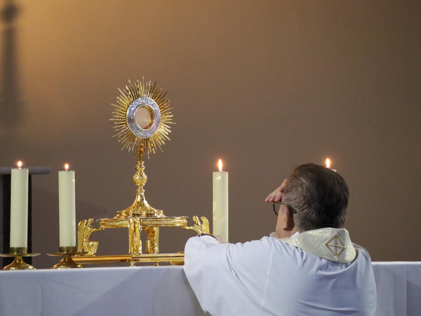 «Me llaman feligresa “todoterreno” y así es, dispuesta para lo que se necesite»