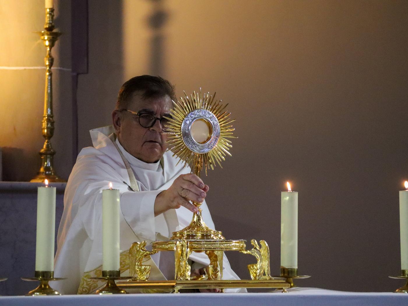 «Me llaman feligresa “todoterreno” y así es, dispuesta para lo que se necesite»