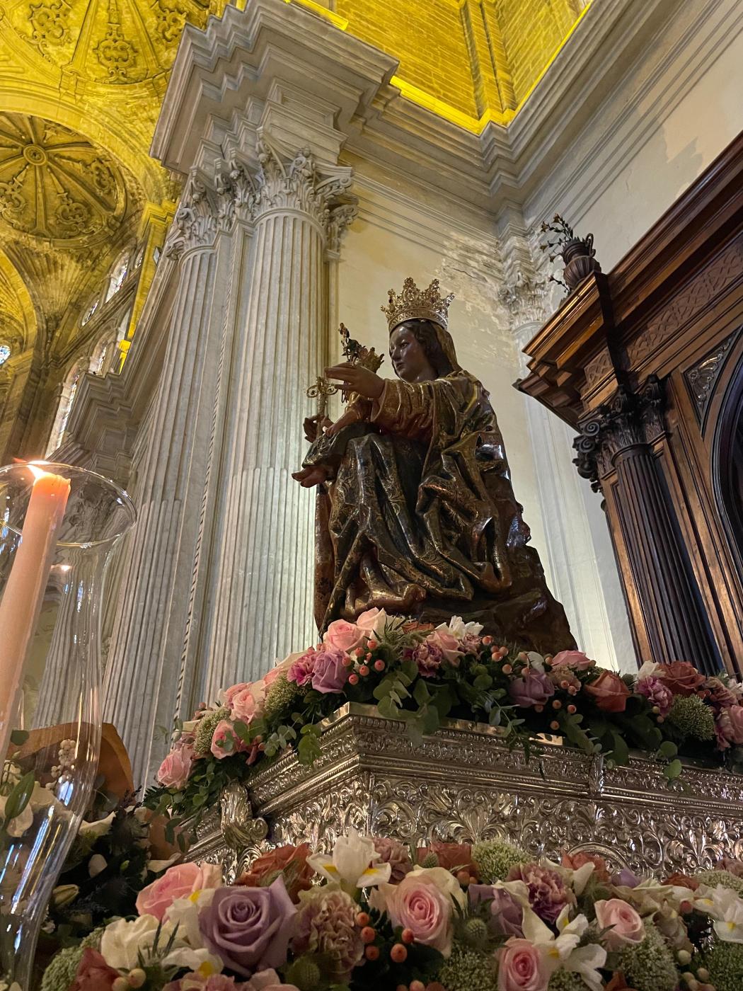 Paco Pastora: «Este año he podido cantarle a la Patrona la sevillana "El barrio de la Victoria"»