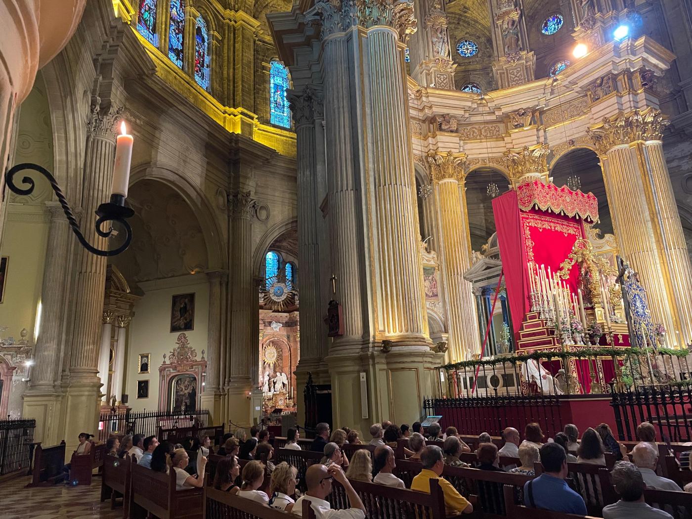 Misas en directo desde la Catedral de Málaga