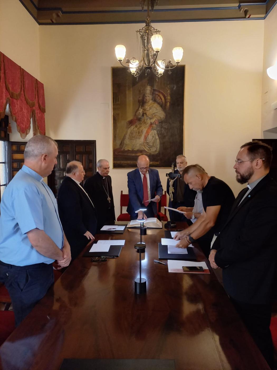 Juramento y profesión de fe de los miembros de la Comisión Delegada par la causa de canonización del Siervo de Dios Antonio Gamboa