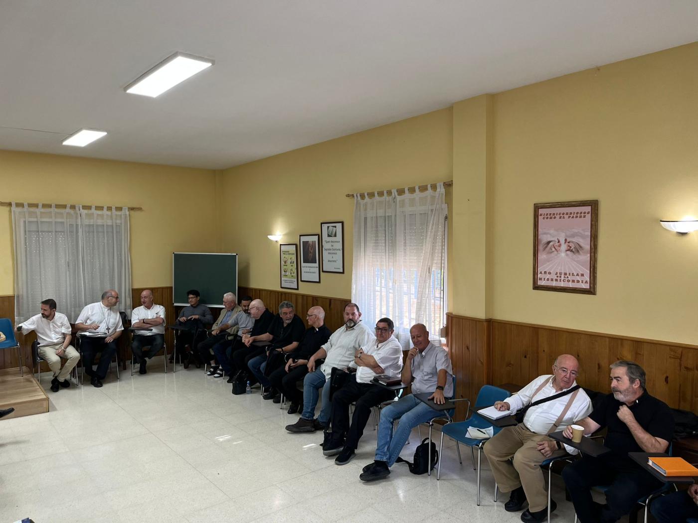 Visita del Obispo al clero de los arciprestazgos de Fuengirola-Torremolinos y Marbella-Estepona