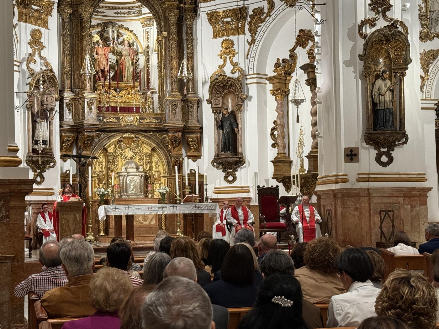 La diócesis celebra a sus santos y beatos junto a los familiares de los mártires