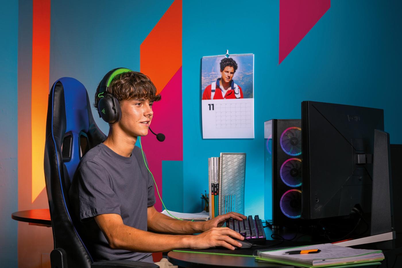 El Día de la Iglesia Diocesana y el Día Mundial de la Adopción, en El Espejo