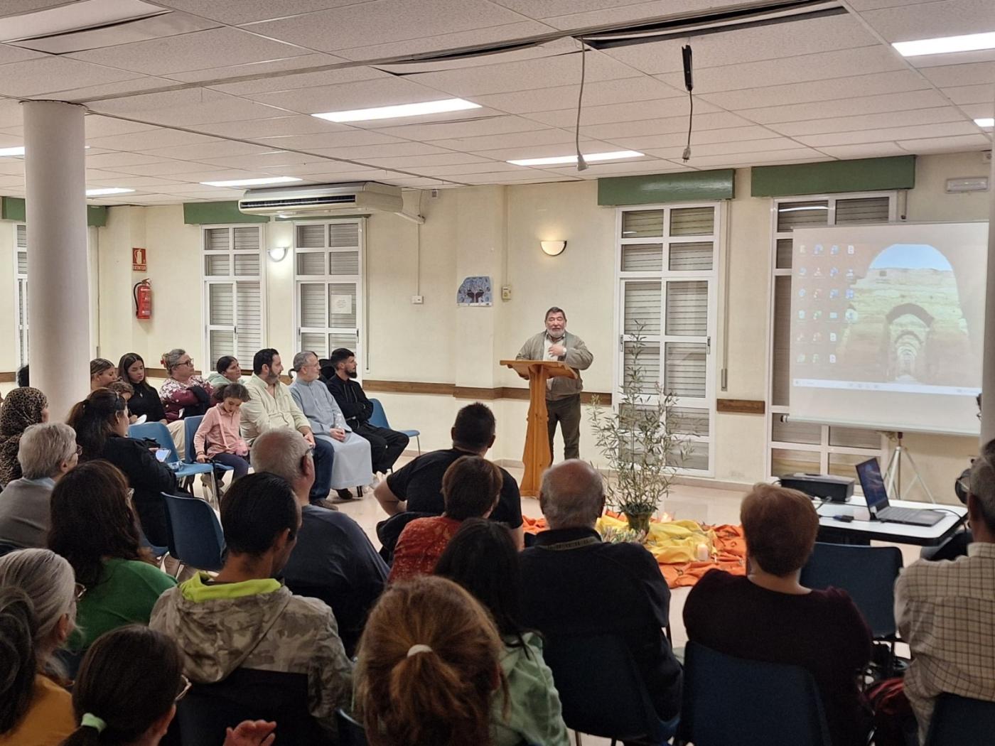 Encuentro interreligioso en Palma-Palmilla