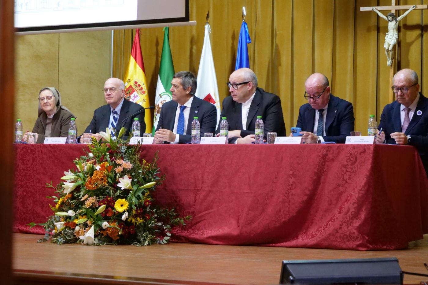 Queda inaugurado el curso para los 600 docentes que se forman en Antequera