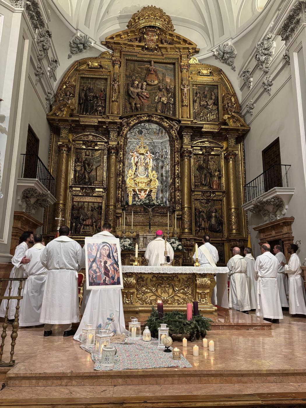 Mons. Satué a los jóvenes: «Alégrate, confía y ofrécete. El sí de María cambió la historia»