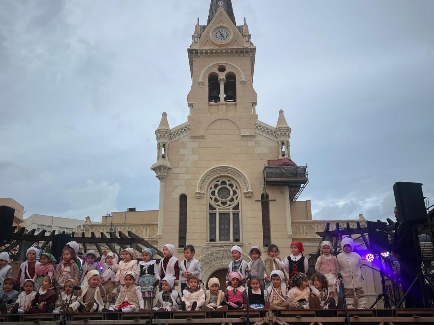 Niños y niñas de distintas parroquias y colegios de Melilla cantan al Niño Jesús