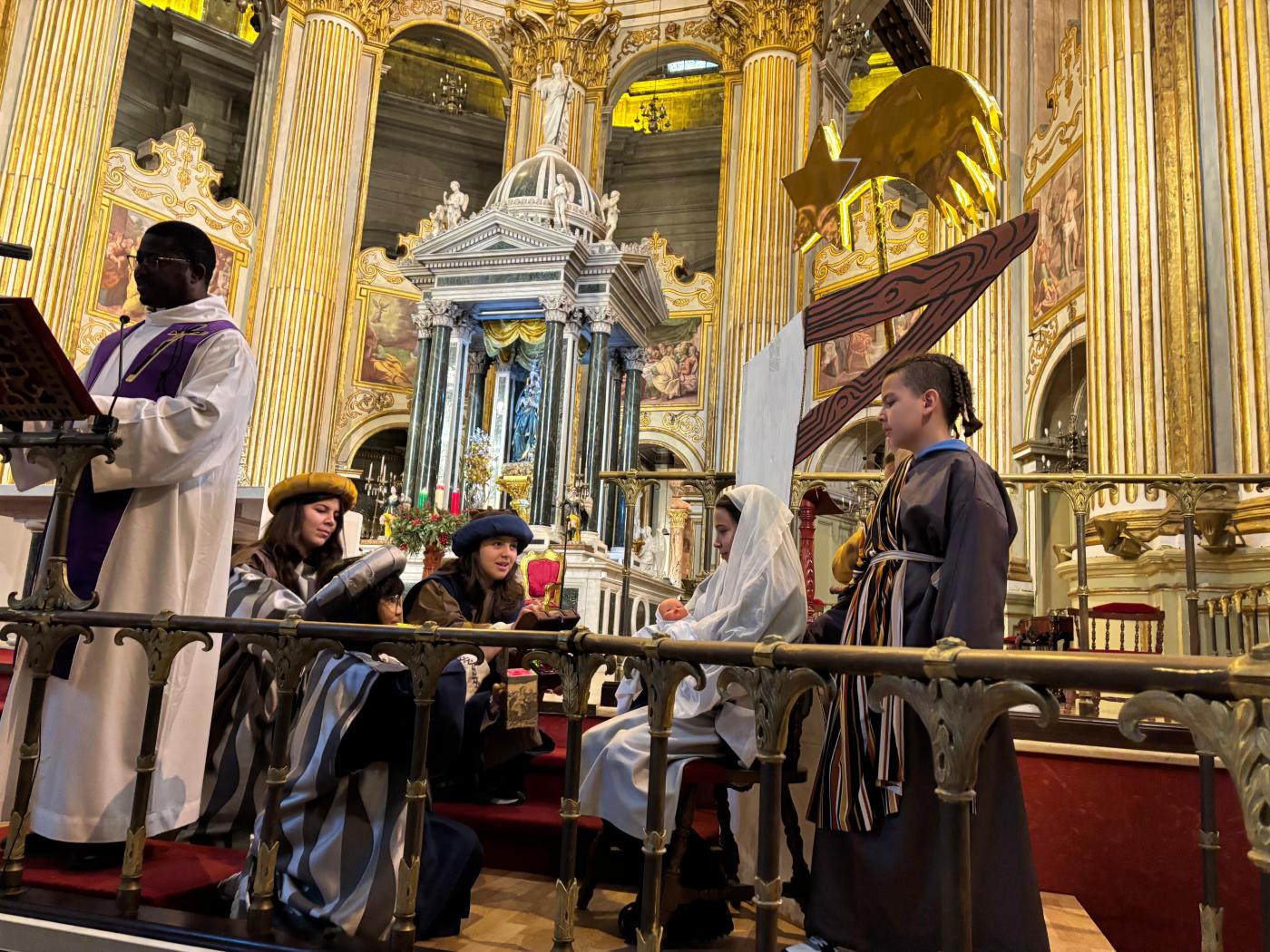 «En nombre de Jesucristo, os envío a sembrar con la alegría de la Navidad»