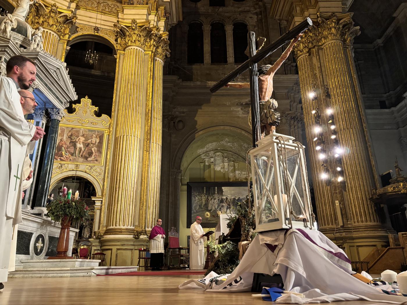 «Difundamos con generosidad la luz que Dios nos regala en esta Navidad»