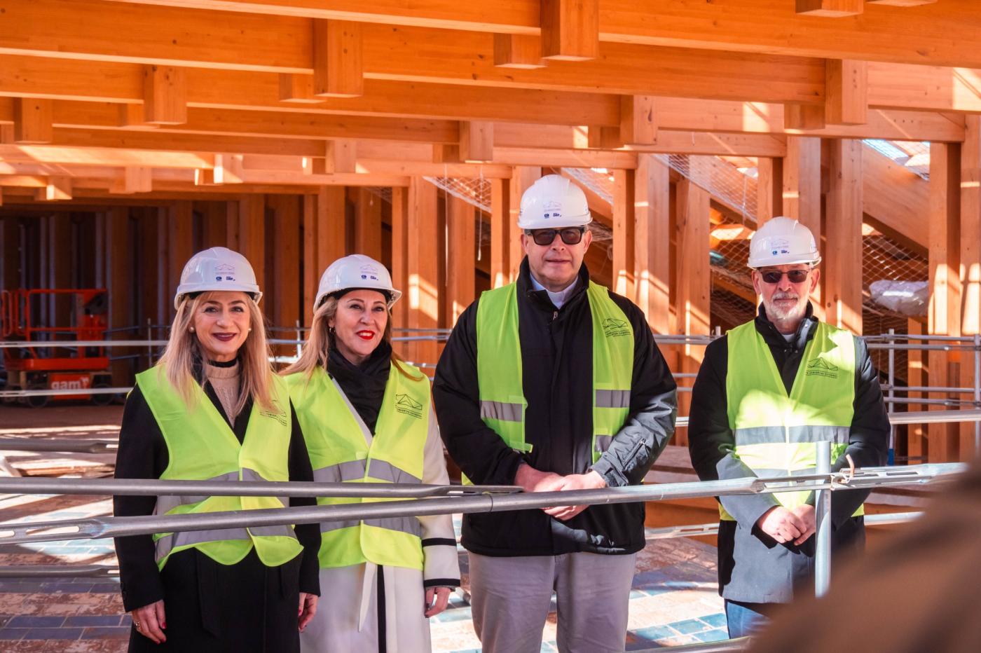 Las consejeras de Economía y Cultura de la Junta visitan las obras de la Catedral