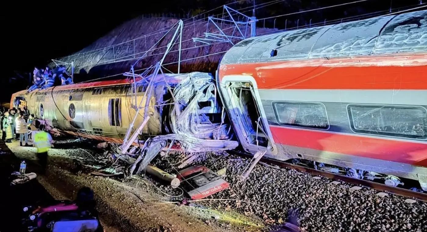El obispo de Málaga muestra su cercanía con las víctimas del accidente ferroviario