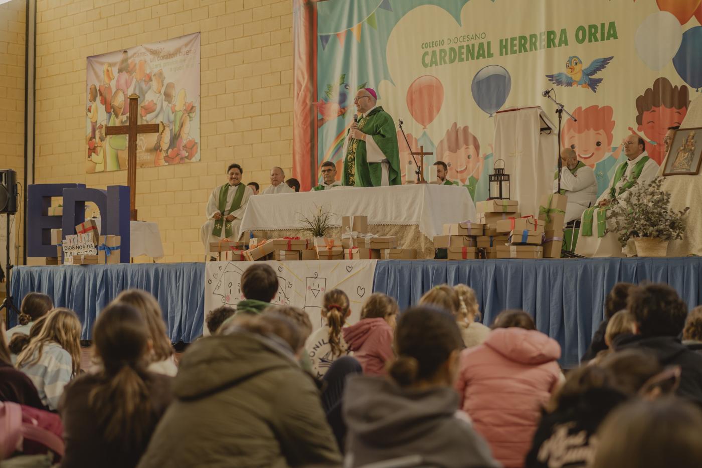 Más de 700 niños y adolescentes compartieron talentos