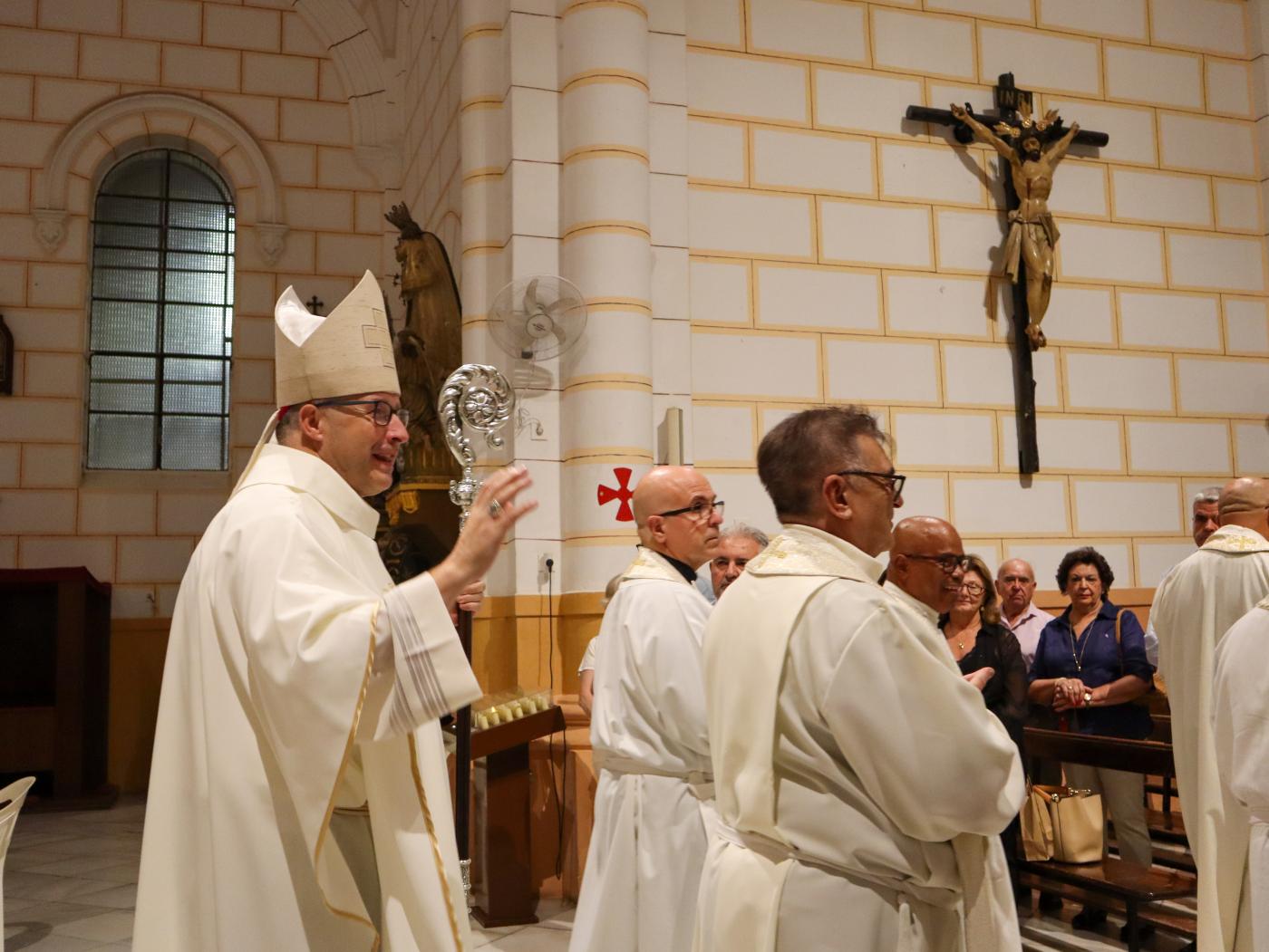 El Obispo, tras su visita: «El reto de futuro es dotar de una estructura arciprestal, dar cuerpo a la Iglesia en Melilla»