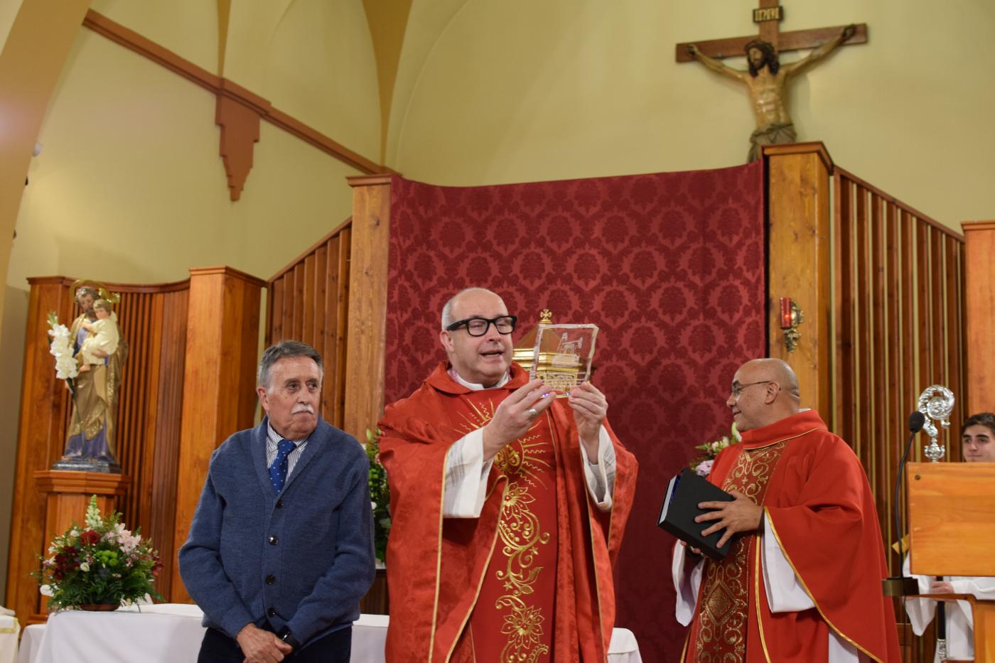 El Obispo, tras su visita: «El reto de futuro es dotar de una estructura arciprestal, dar cuerpo a la Iglesia en Melilla»