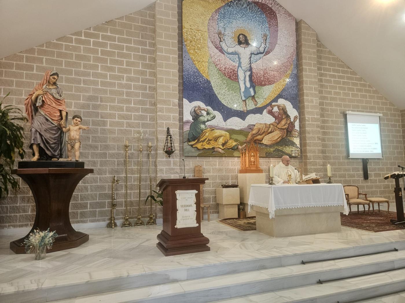 Dulce Nombre de María celebra bodas de plata